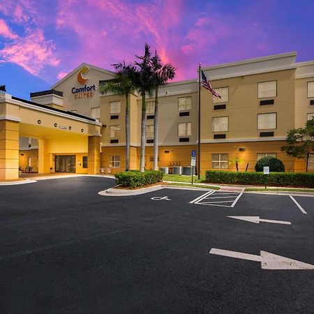 Comfort Suites Vero Beach I-95 Ngoại thất bức ảnh
