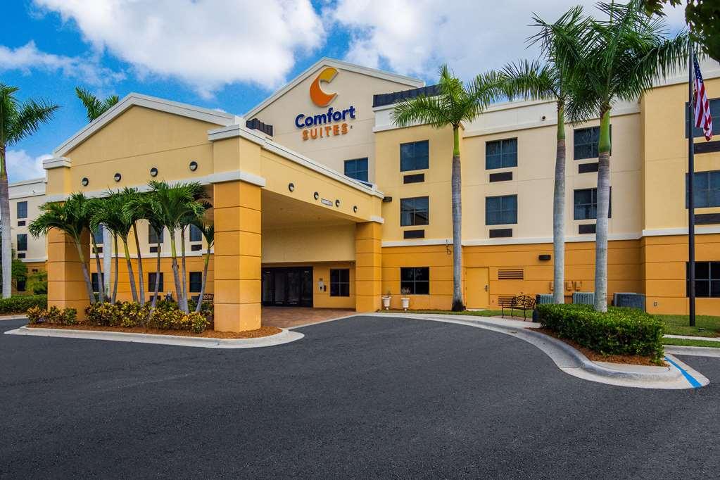 Comfort Suites Vero Beach I-95 Ngoại thất bức ảnh