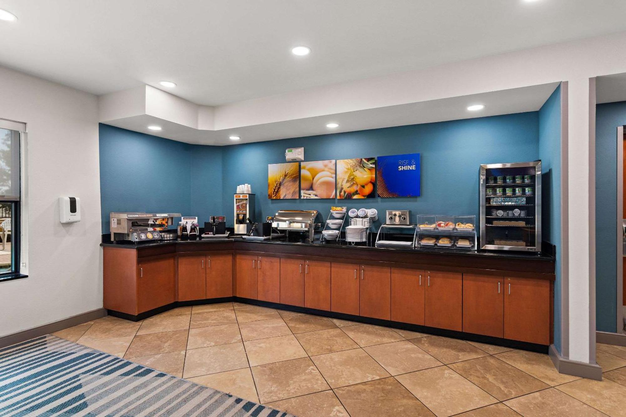 Comfort Suites Vero Beach I-95 Ngoại thất bức ảnh