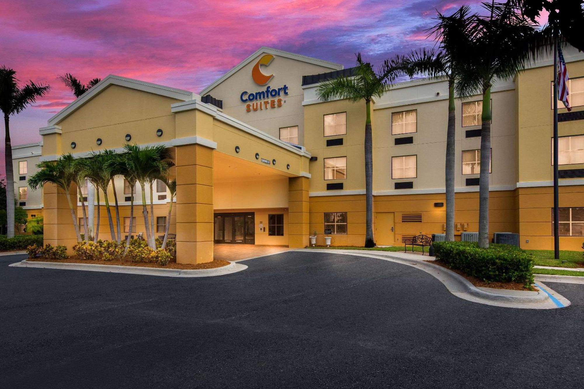 Comfort Suites Vero Beach I-95 Ngoại thất bức ảnh