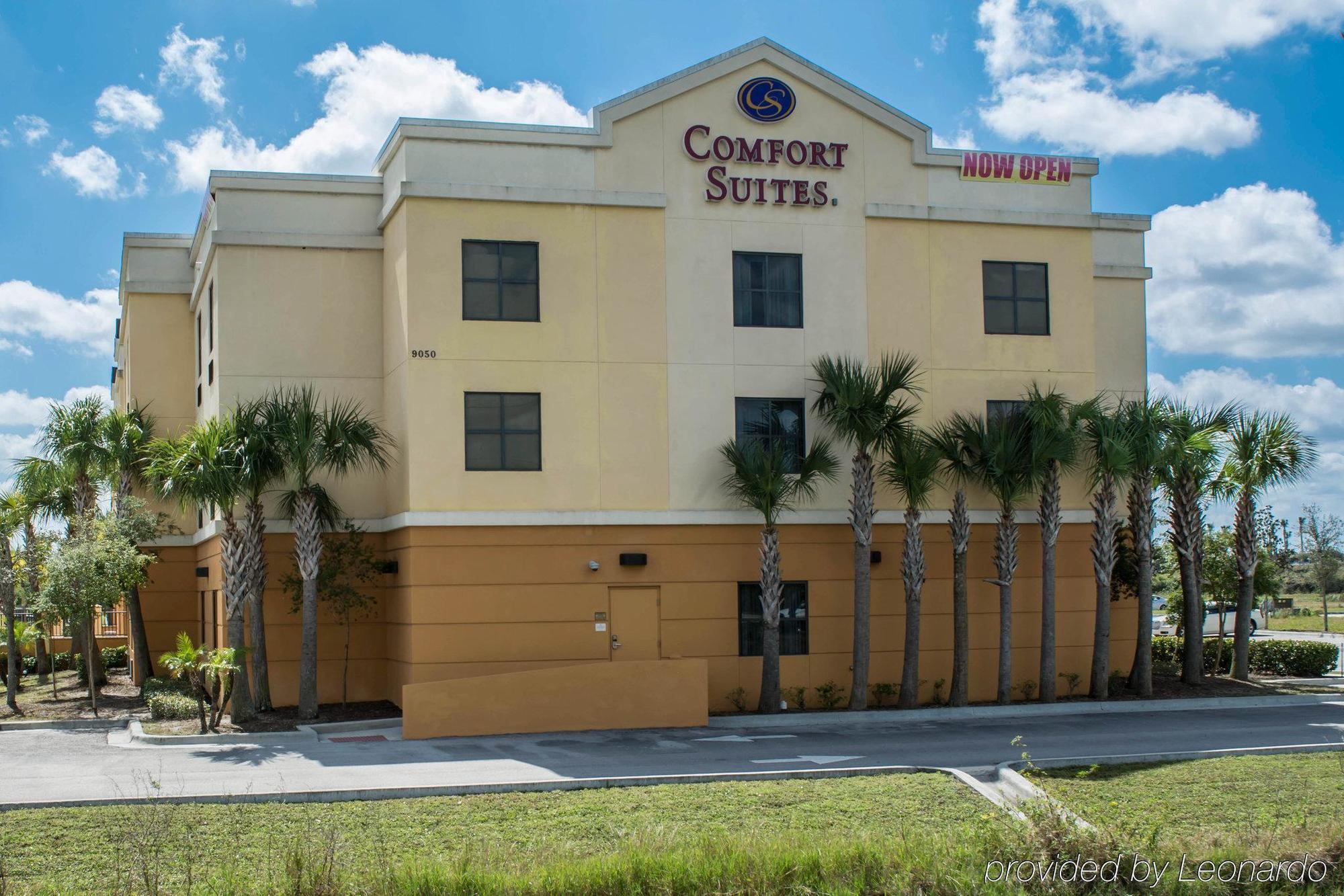 Comfort Suites Vero Beach I-95 Ngoại thất bức ảnh